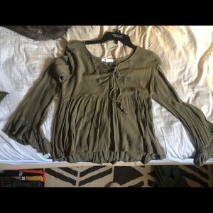Size small flowy top